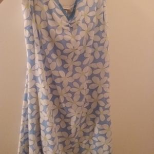 Blue top with daisies, brand: Silk and Satin